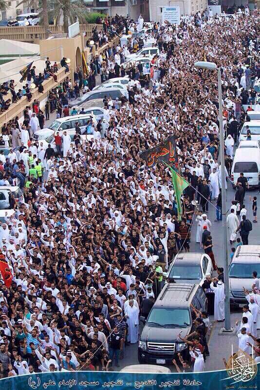 AmalAlshammasi's tweet photo. بكل فخر هذه هي القطيف،مثل الجسد الواحد إذا اشتكى منه عضو تداعى له سائر الجسد❤️ شهدائنا هنيئاً لكم الشهادة #القطيف http://t.co/BB5jA78DvA
