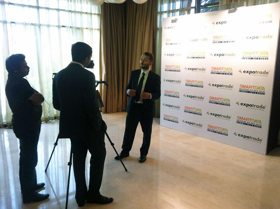 denodo's tweet photo. @BarrasaDV media interview at Smart Data Summit #Dubai #SDATAS2015 #BigData http://t.co/woEYDDMGdv