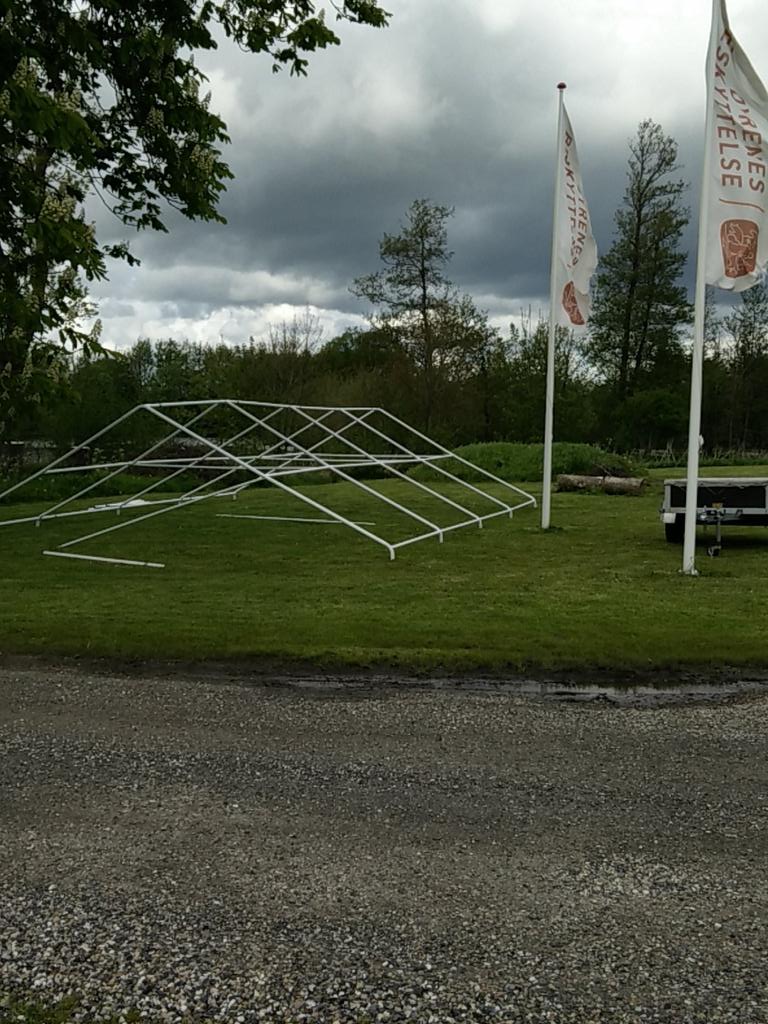 DBNordjylland's tweet photo. Så er de store forberedelser til åben hus denne lørdag i fuld gang! #NordjyllandsInternat #DBInternat http://t.co/vDYvlKfBlT