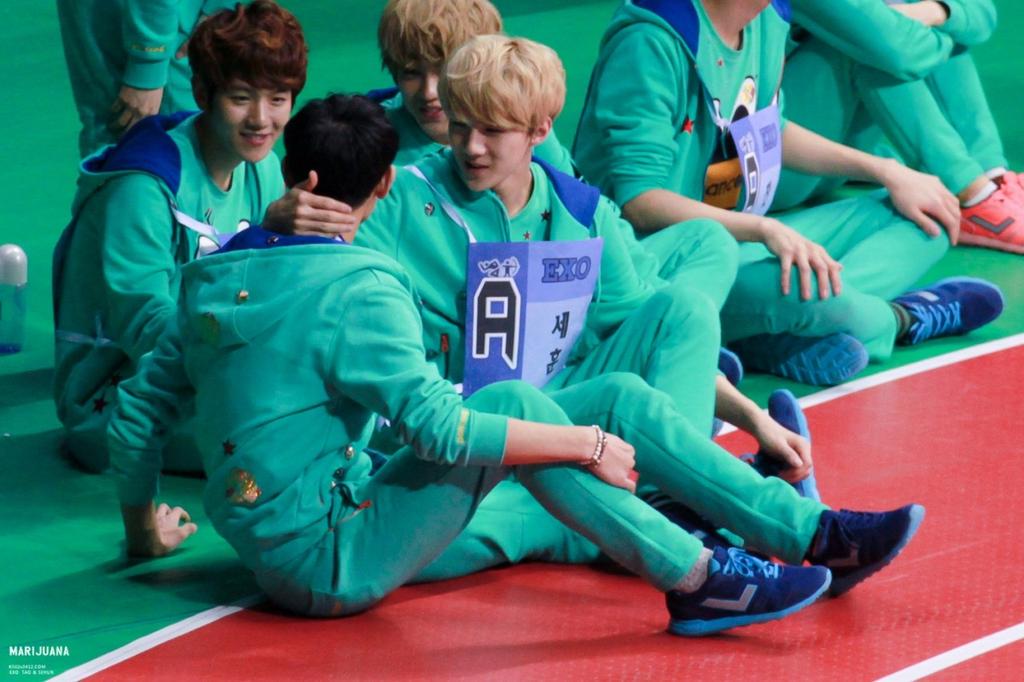 marijuana_xo's tweet photo. [ #TAOHUN ] BY MARIJUANA_XO #1 
http://t.co/7kw8X7c93m http://t.co/M4g9OK5g0M