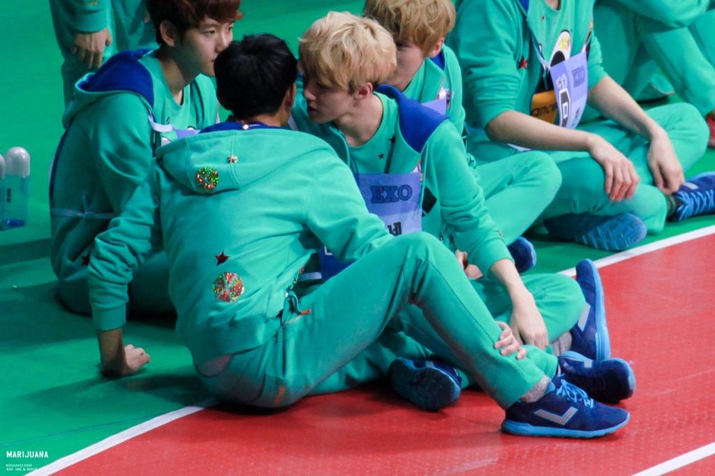 marijuana_xo's tweet photo. [ #TAOHUN ] BY MARIJUANA_XO #1 
http://t.co/7kw8X7c93m http://t.co/M4g9OK5g0M