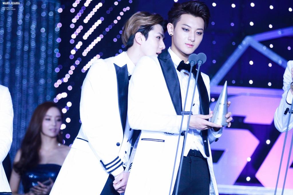 marijuana_xo's tweet photo. [ #TAOHUN ] BY MARIJUANA_XO #4 
http://t.co/btFh4b6FxO http://t.co/iY9RSoDtu9