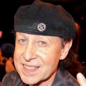 Happy Birthday Klaus Meine, God bless him and his family too, I Love him so much. 