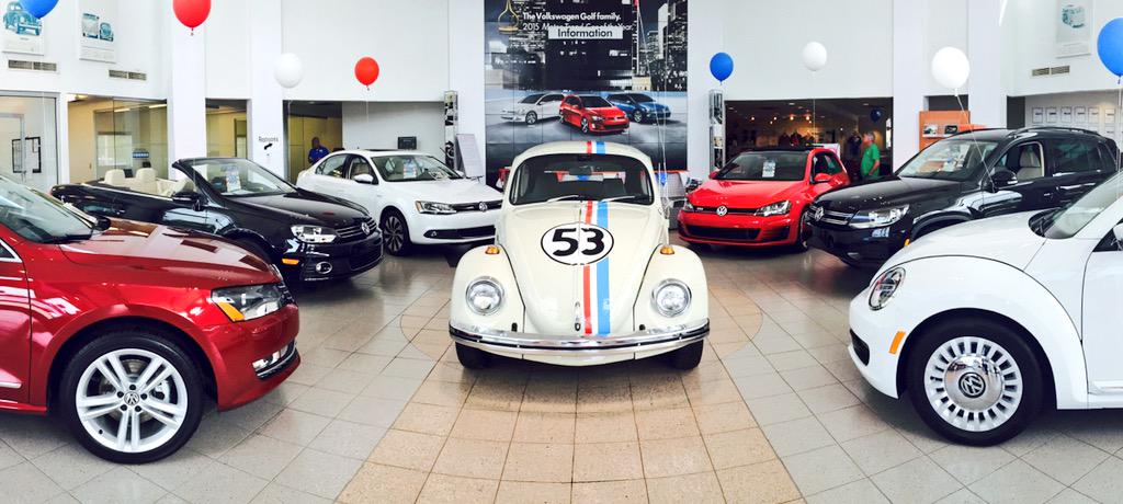 JasonMainManVW's tweet photo. Come see us! #Gossett #Volkswagen #MemorialDay #BIGSALE http://t.co/ptgeiYEp8p
