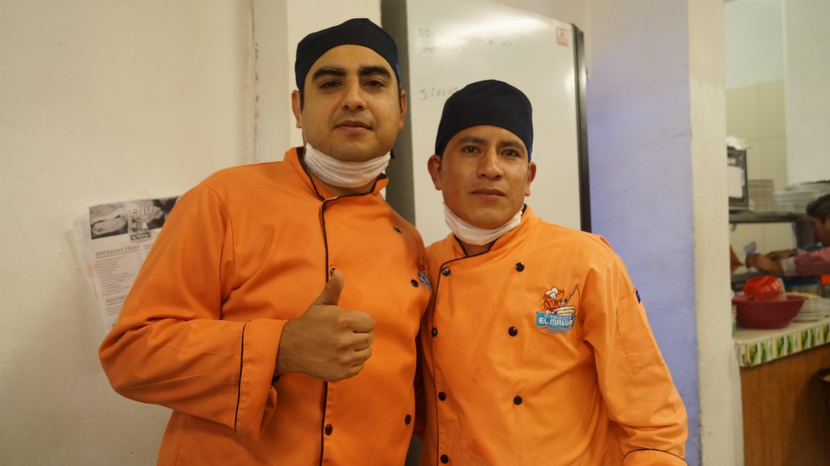 Mariscos El Maviri tweet media