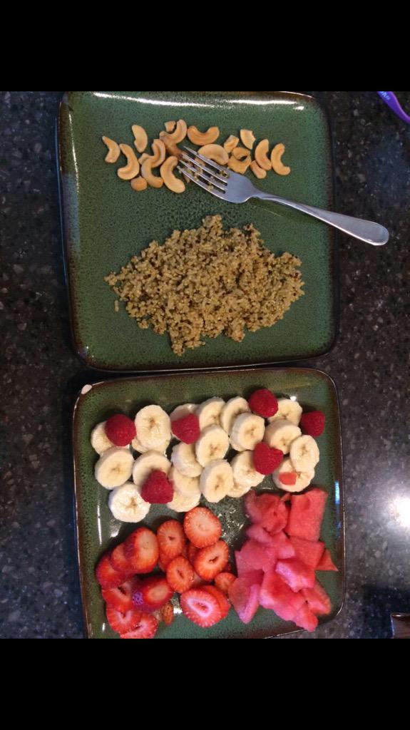 NolansFoodBlog's tweet photo. When people try to do a food blog like you @babywolffie http://t.co/UEYE0YWn4i