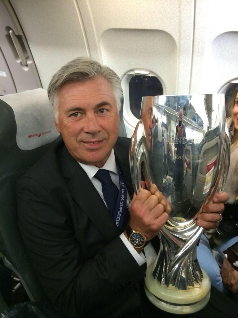SiempreDelRMCF's tweet photo. Muchas Gracias Por Tanto @MrAncelotti. #GraciasAncelotti http://t.co/CKuAg4ZCKK
