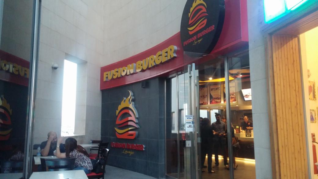 DinaBatayneh's tweet photo. Celebrate #Jordan69 supporting a local diner #GoLocal @FusionBurger Try their #FusionBurger +MushroomNSwiss Gr8 place http://t.co/glrIpVmPdt