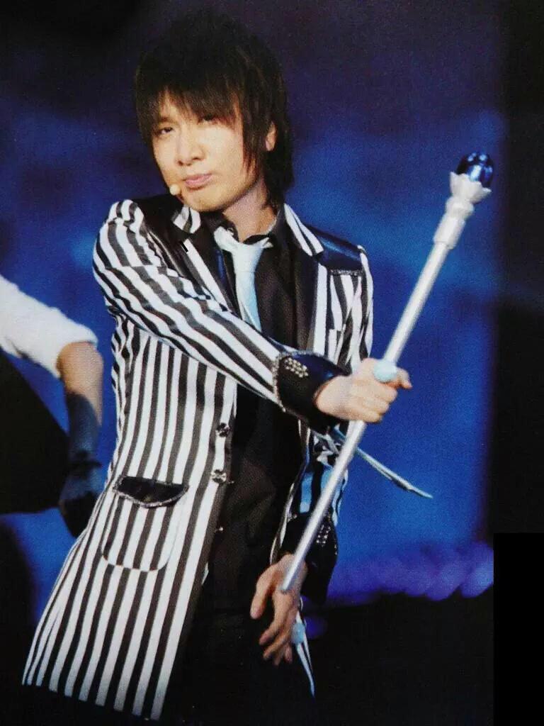 しょー スタライ4 2 29 30 まえぬー誕生日おめでとう カミュの声帯をやってくれてありがとう W 5月26日は前野さんだけに膝まずこう 前野智昭の愚民 5月26日は前野智昭の誕生日 Http T Co Xfsngdycf4