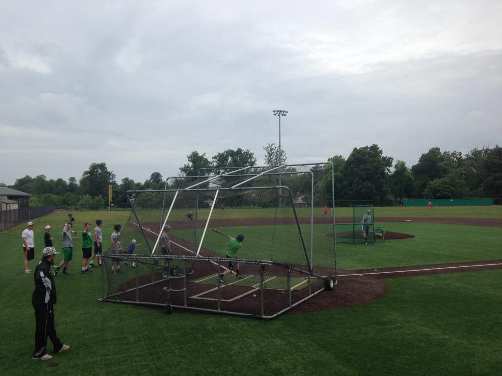 MeadeBaseball's tweet photo. Little rain is not stopping from @MeadeBaseball from taking in some practice! @echssports #playball #6pointgame http://t.co/TF4mqDeAfb