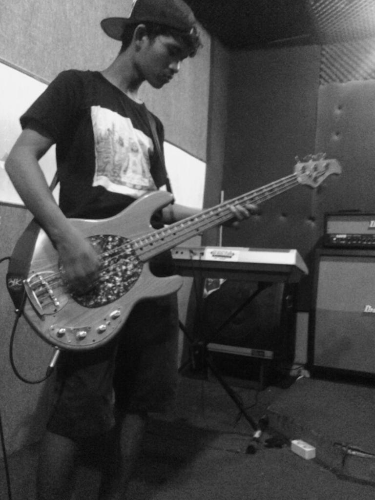 INSIDE OF THE MIRROR tweet media