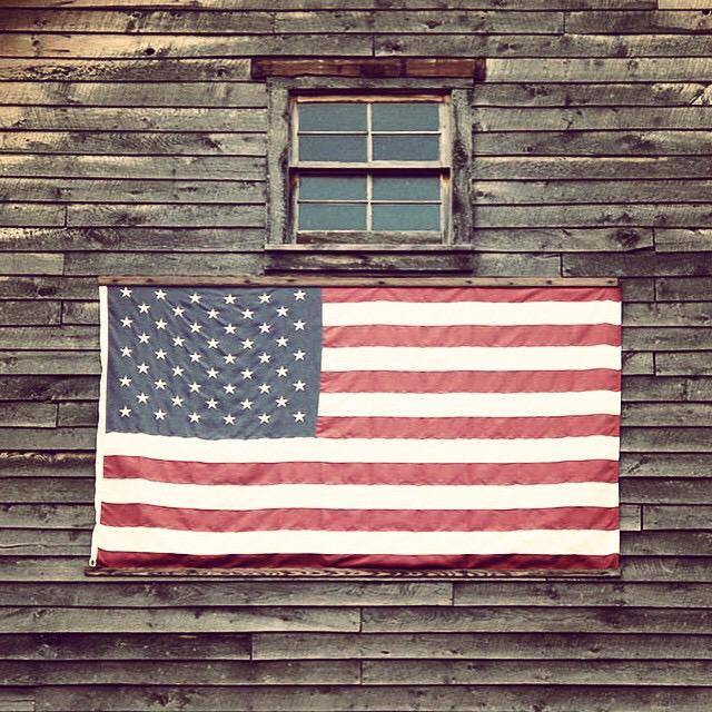 MossyOak's tweet photo. Today we honor and remember those who have given the ultimate sacrifice. Thank you. #MemorialDay http://t.co/jN3aaOYcon