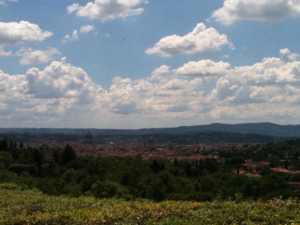 merletilk's tweet photo. #CMPF15 #EUI #Florence http://t.co/hfPrNEU6Nf