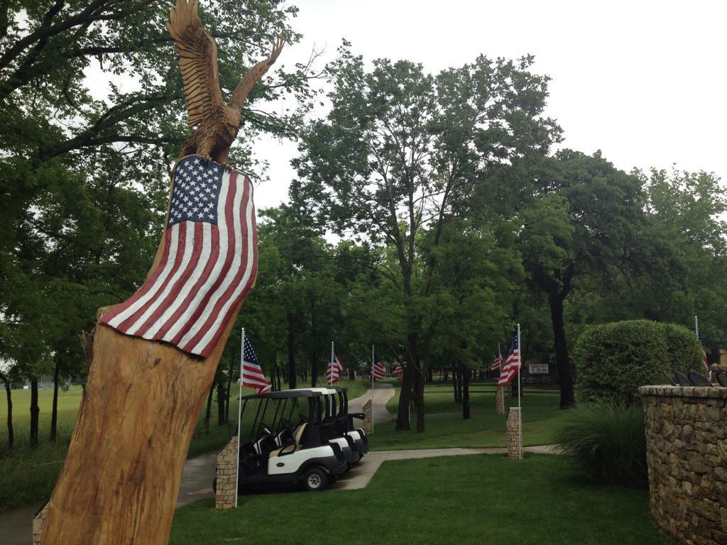 Getting ready to roll at the #PatriotCup. Catch up on the action today at 3 pm ET on @FoxSports1. <a href="/FoldsofHonor/">Folds of Honor</a>