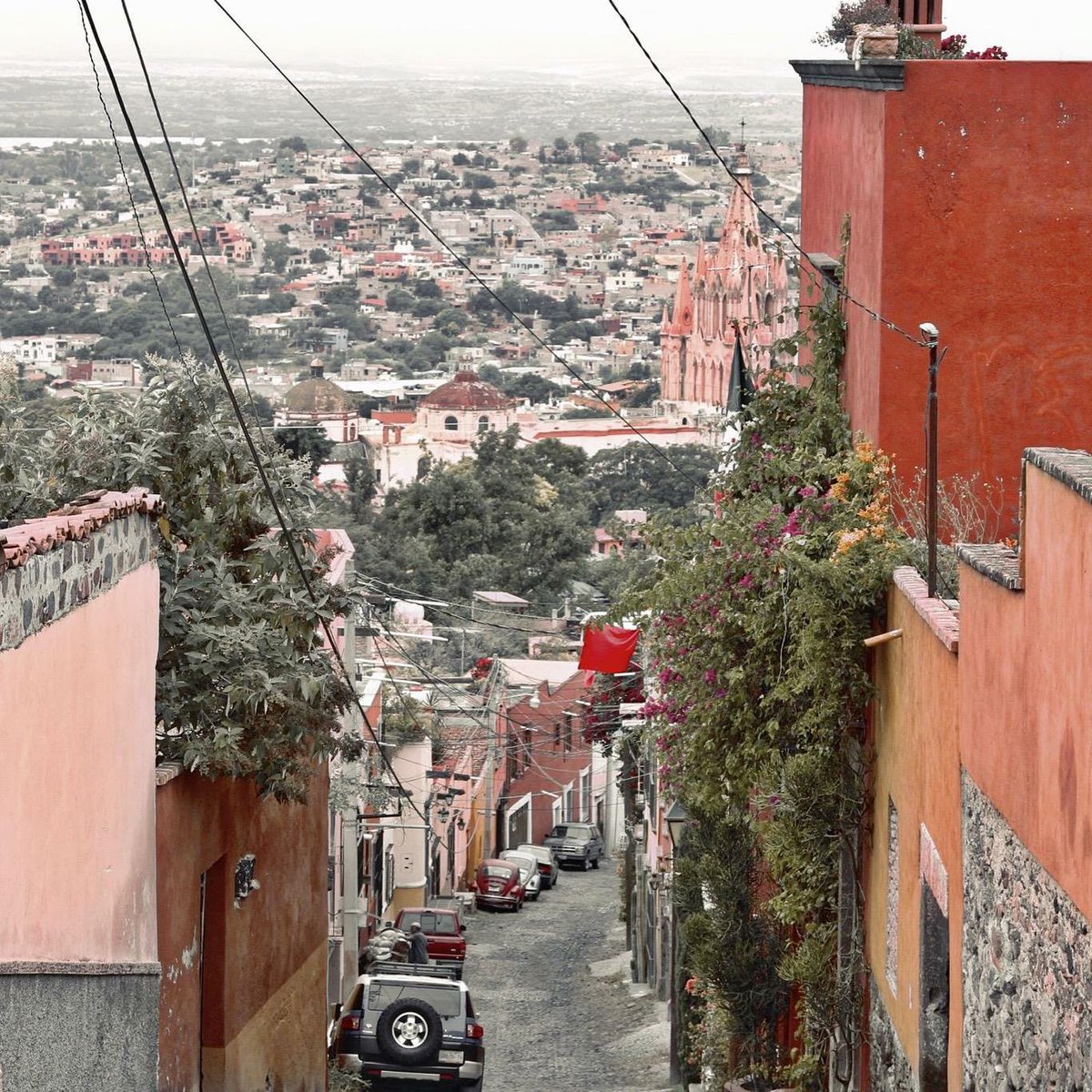 SwamiConciente's tweet photo. San Miguel de Allende http://t.co/aaAVgGF26D