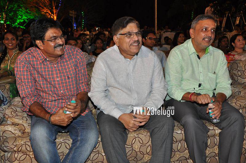 123telugu's tweet image. Photos : #Kerintha Audio Launch
gallery.123telugu.com/content/slides…