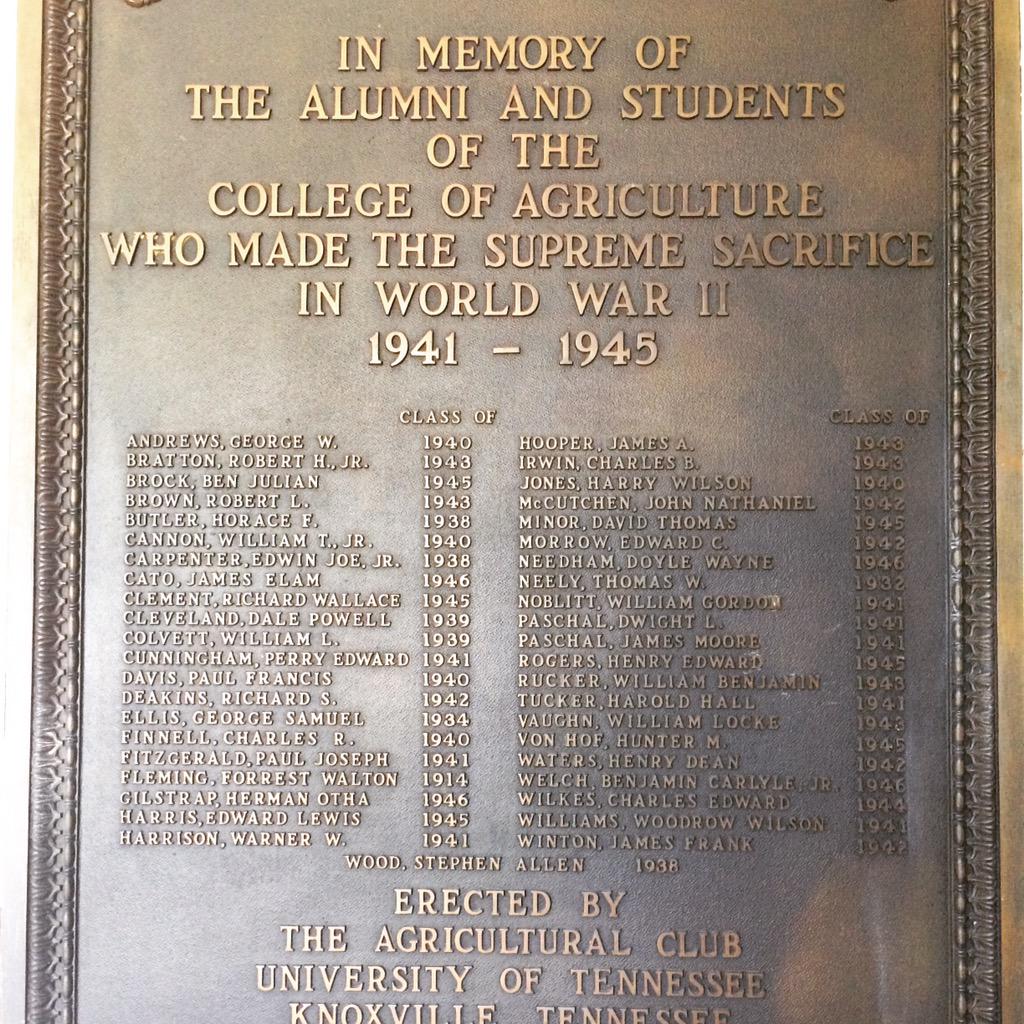 Today we remember and honor all of those who gave the ultimate sacrifice to protect our freedom and liberty #USA