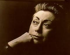 ralbores's tweet photo. Hoy cumpliría 90 años #RosarioCastellanos, gran escritora comiteca #Chiapas http://t.co/ftiMhs8K07