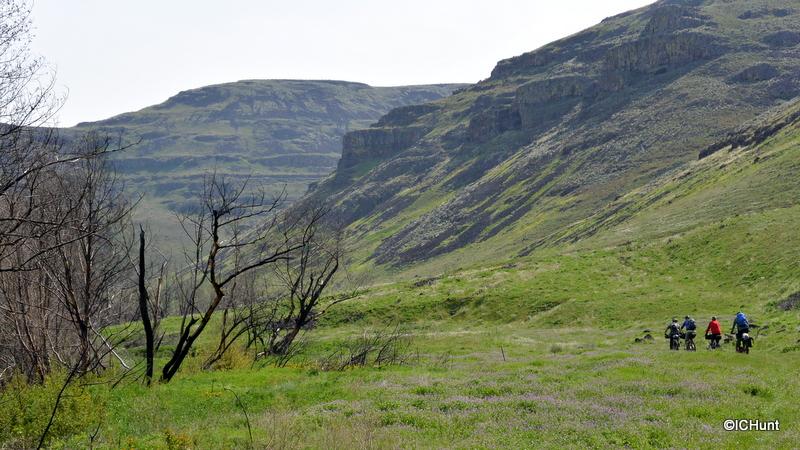 Fatbikes, bikepacking and amazing views. Are you a part of the Q club? themountainbikelife.com/2015/05/joinin… @InaBits