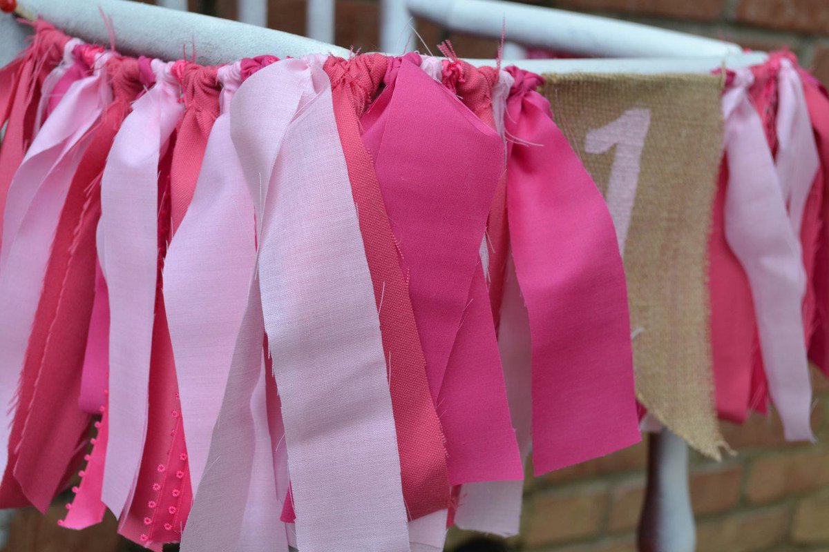 BannersAway's tweet image. clearance sale, pretty in pink pendant high chair banner, shades … etsy.com/listing/230618… #Handmade #BirthdayProps