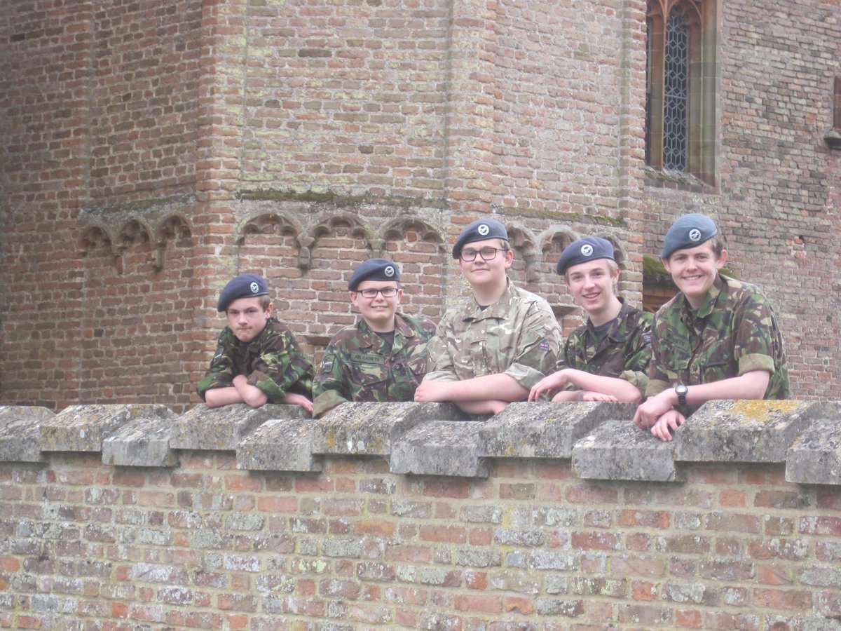 OC864DF's tweet image. A great effort from Marham's top car parking team at National Trust Oxburgh Hall today. Raising funds and having fun.