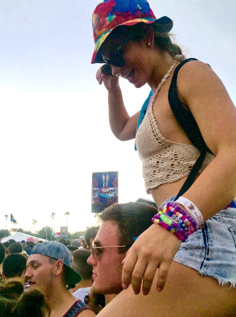 nichols_skye's tweet photo. SMF 15' 🌻🌅 http://t.co/LXOrVU2SgO