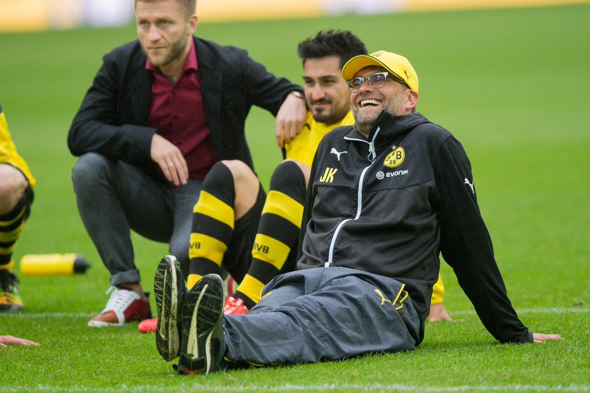 RNBVB's tweet image. Perfekter Schluss: #BVB will #Klopp den Pokalsieg schenken. rn.de/2719366 #Finale15 (DeFodi.de)