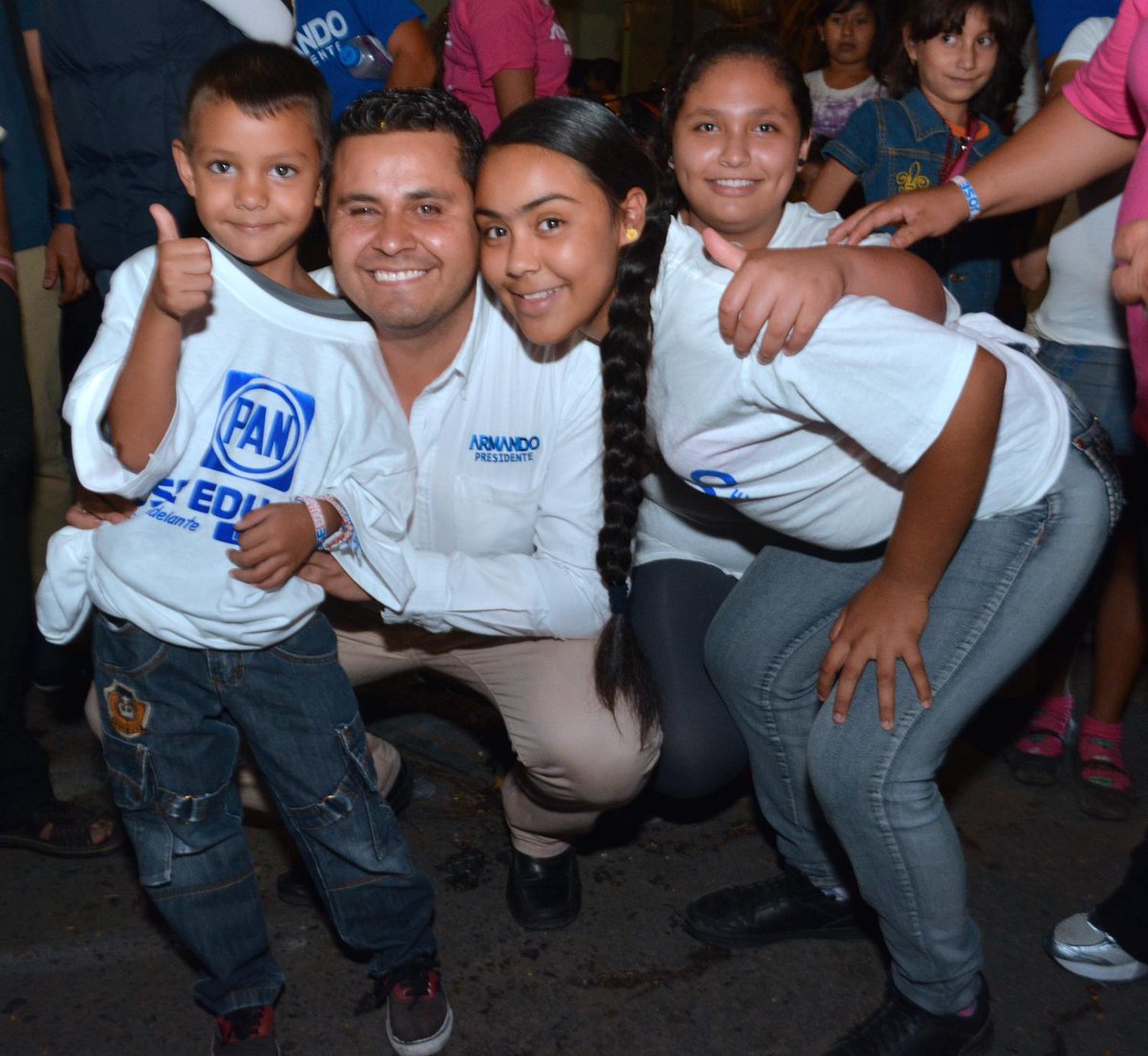Gracias por acompañarme al mitin que realizamos en el cruce de las calles Calzada de los Mártires y 20 de Noviembre.