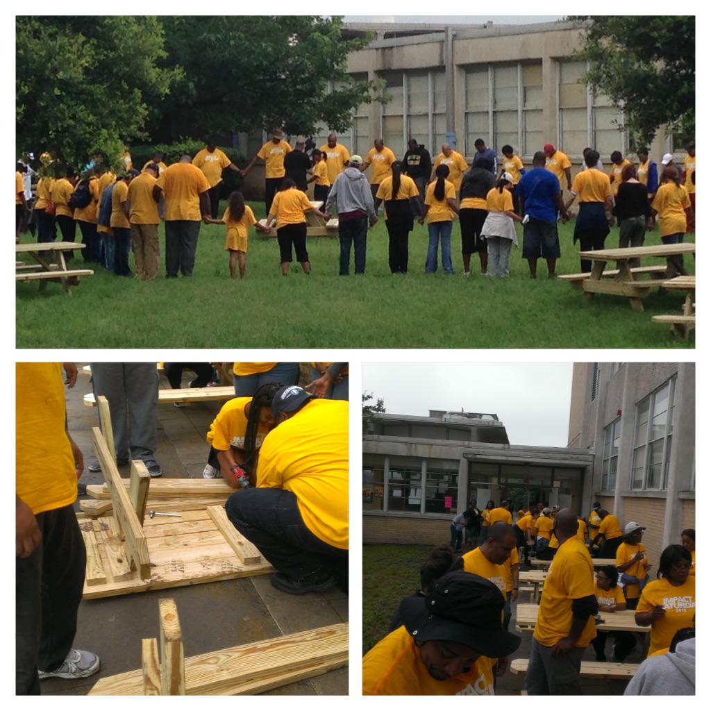 BlessDallas's tweet photo. @concorddallas @BlessDallas volunteers serving with @OCBFChurch on Impact Saturday.  #OneChurch #community http://t.co/q6znvQWVik