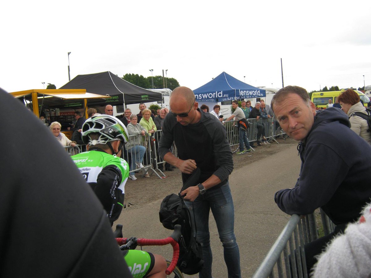 jempy_o's tweet photo. @sven_nys en @thibau_nys4 http://t.co/dS57hAzkBG