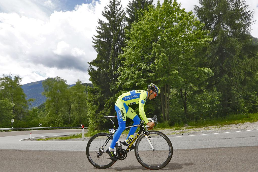 StephyStephy__'s tweet photo. Great pic of @albertocontador #Giro #Restday2 http://t.co/Jr0DHMVKrP