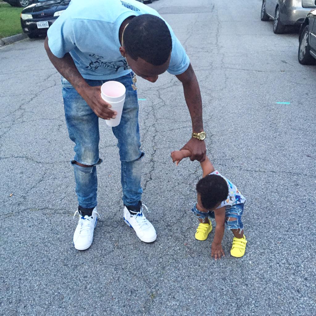 jay_phanatic's tweet image. #LaFamilia