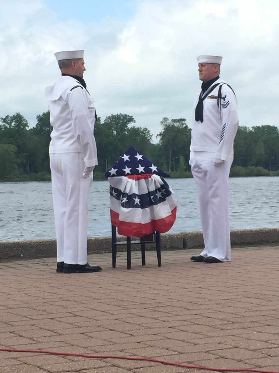Ceremonial wreath laying at Riverside Park today. Thank you veterans! We appreciate all that you do!