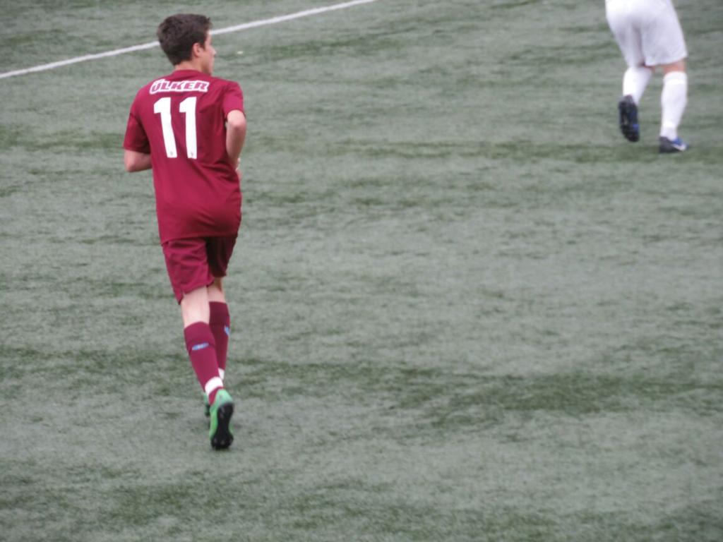 Adım Adım şampiyonluğa 1461 TRABZON