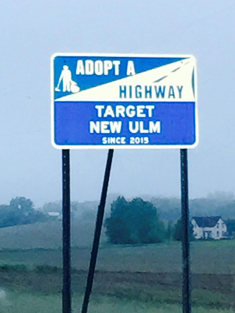 It's official! We have a highway! <a href="/danmalam_7/">Dan Malam</a> <a href="/DownsAlli/">Alli Downs</a> <a href="/DaleVenteicher/">Dale Venteicher</a> <a href="/ShannonGehrmann/">Shannon Gehrmann</a> #T1202 #THEG199 🇺🇸🚗🚧☀️