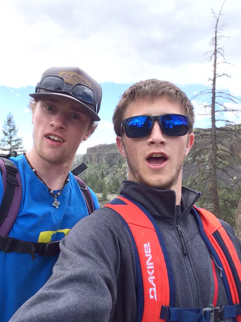 DrewHapper's tweet photo. Big happy birthday going out to @Samwell_17, gonna miss you this summer bro! 💥🎉 http://t.co/u0v8ci8Hxq