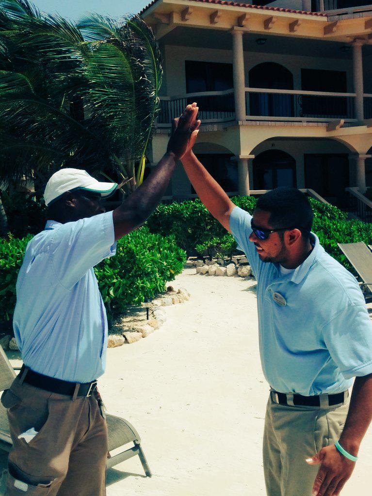 CocoBeachBze's tweet photo. Hi #5forLarry the pool guy all day today. Celebrating 5 yrs with us. Yah bredda bredda! http://t.co/d3kupOUOrE