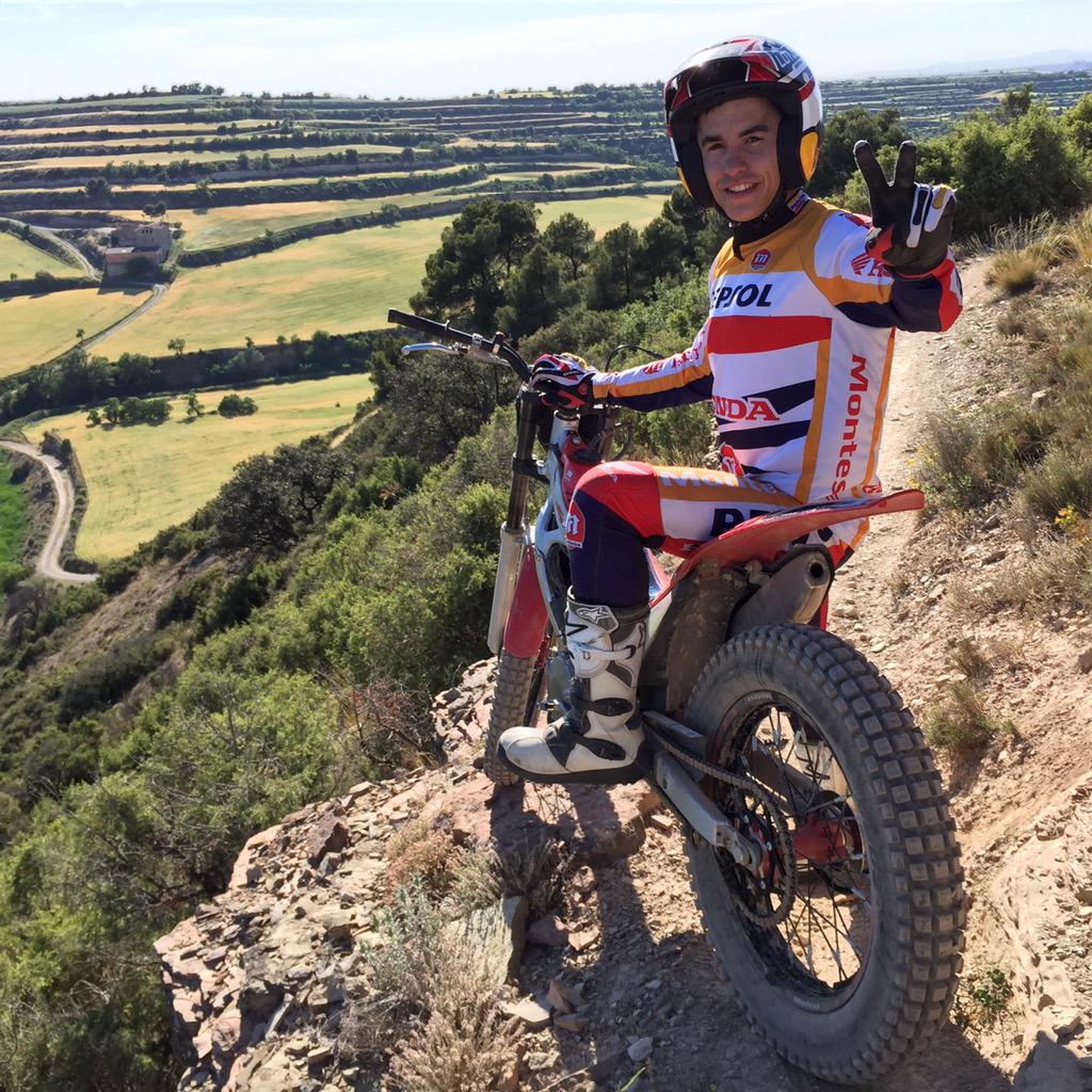 Hoy un poco de trial con mi Cota 4t / Today some trial with my Cota 4t <a href="/HondaMotosES/">HondaMotorEuropeES</a>