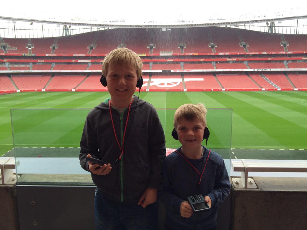 lbaters's tweet photo. Superb day at #emiratesstadium, boys impressed. Magnificent @Arsenal, next time have to see a match! http://t.co/wg4Fndu77Z