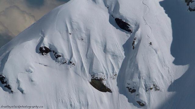 Arcteryx's tweet photo. So good. RT @whiskeytahoe: It's not always powder out there. A fun line on firm snow, a few weeks back. #slackphoto http://t.co/VyWfPZepNE