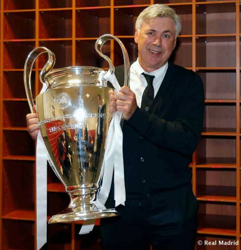RealmadridIRAN's tweet photo. #SaveAncelotti #InAncelottiWeTrust #QuedateAncelotti http://t.co/qMvtUHwmMB