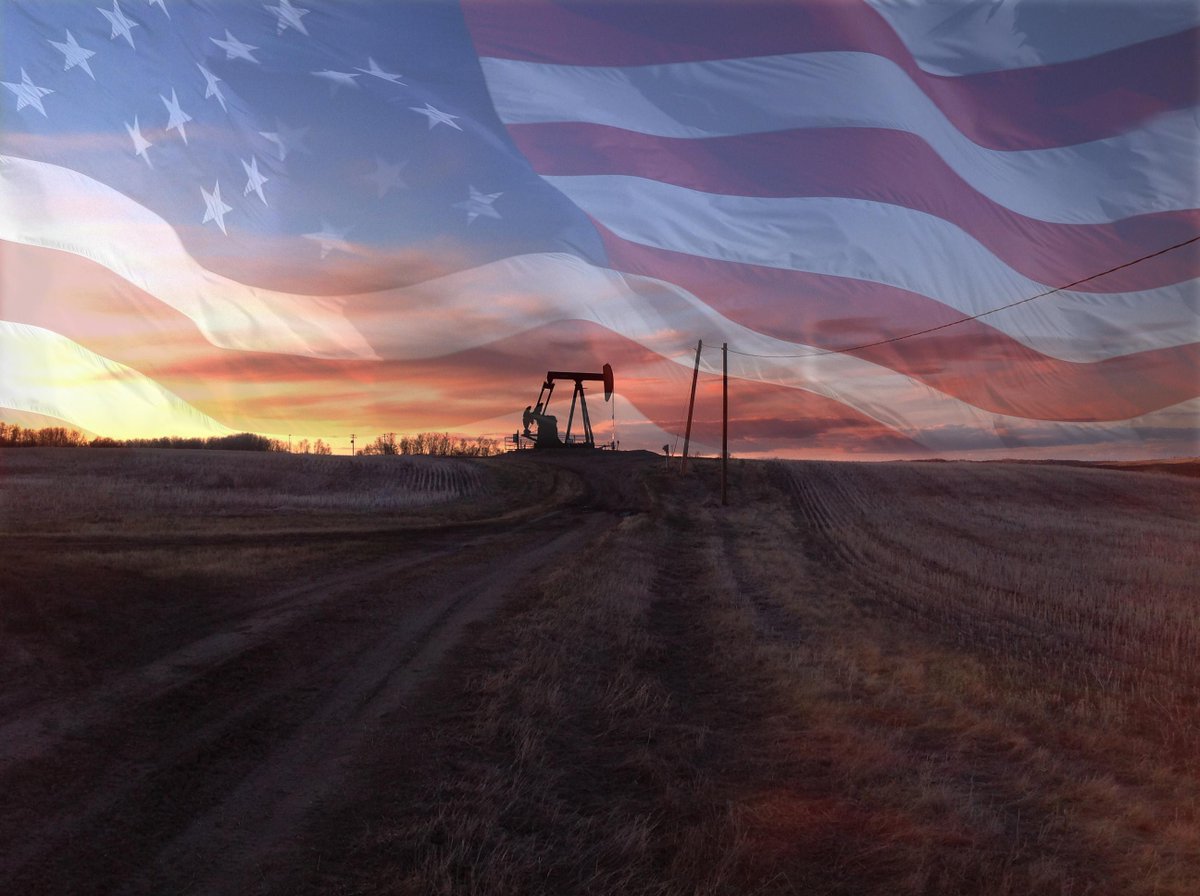 GreaseBook's tweet photo. Here is to all the American heroes who have served to hold our flag high! #ThankYou #MemorialDay #Veterans #oilfield http://t.co/ZPceFgAlSR