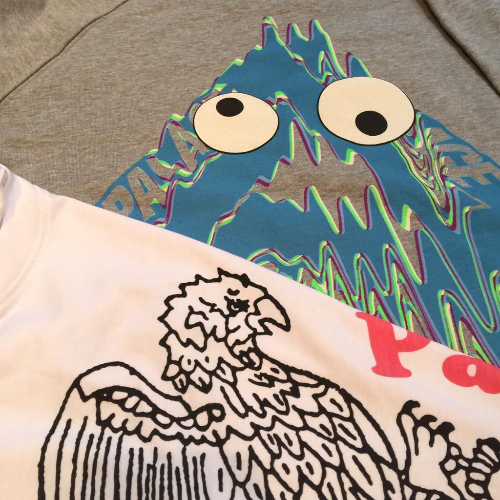 PALACELONDON's tweet photo. Bop to shop tomo 🏃🏼 
Acid cookie, peyote eagle, and cloud ting all available in PALACE gully shop only 👀 http://t.co/7XIyipMxEO