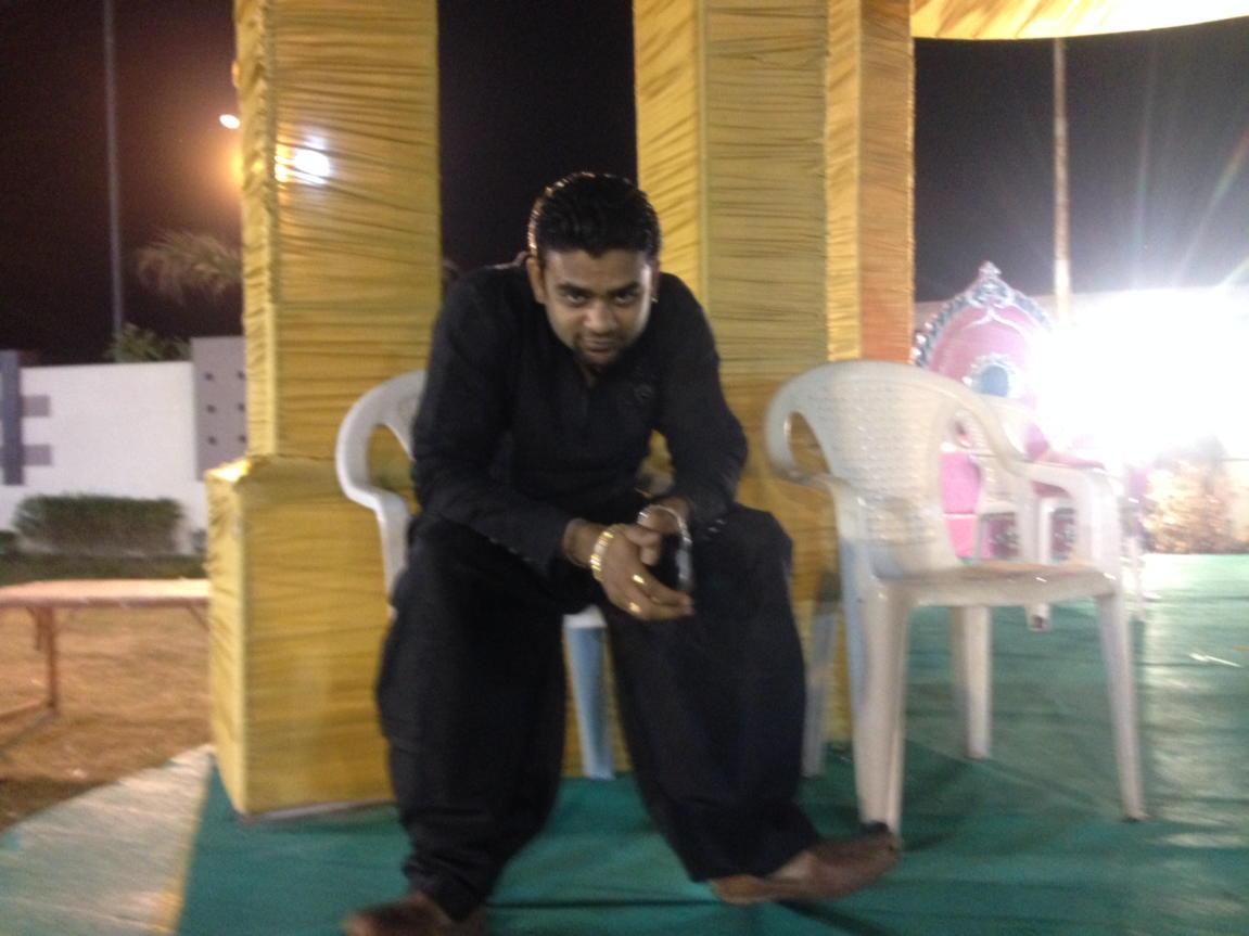 hardik7484's tweet photo. Killer looks http://t.co/AovkFBbTEq