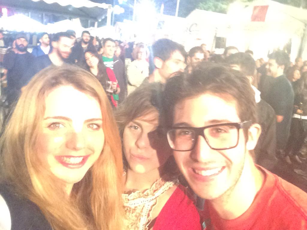 LauraAlves_LCSA's tweet photo. De concierto !! Huecco !! #fiestasgetafe #pamimulatapamimorena ❤️😍 @lorenitt93 @joaquinblanco http://t.co/2nKIMK6xBe