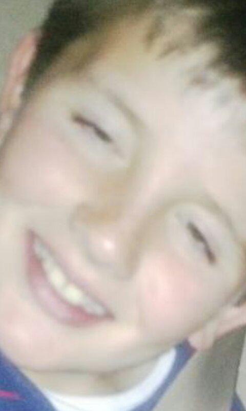 nicolasgg99's tweet photo. When you high af but you still tryna look good http://t.co/FEBbUSvVww