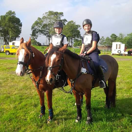 EquiBox_SA's tweet photo. Awesome weekend at George Eventing. Well done team Equibox. We are so proud :) #equestrian #eventing http://t.co/Rhyy3BS8zn