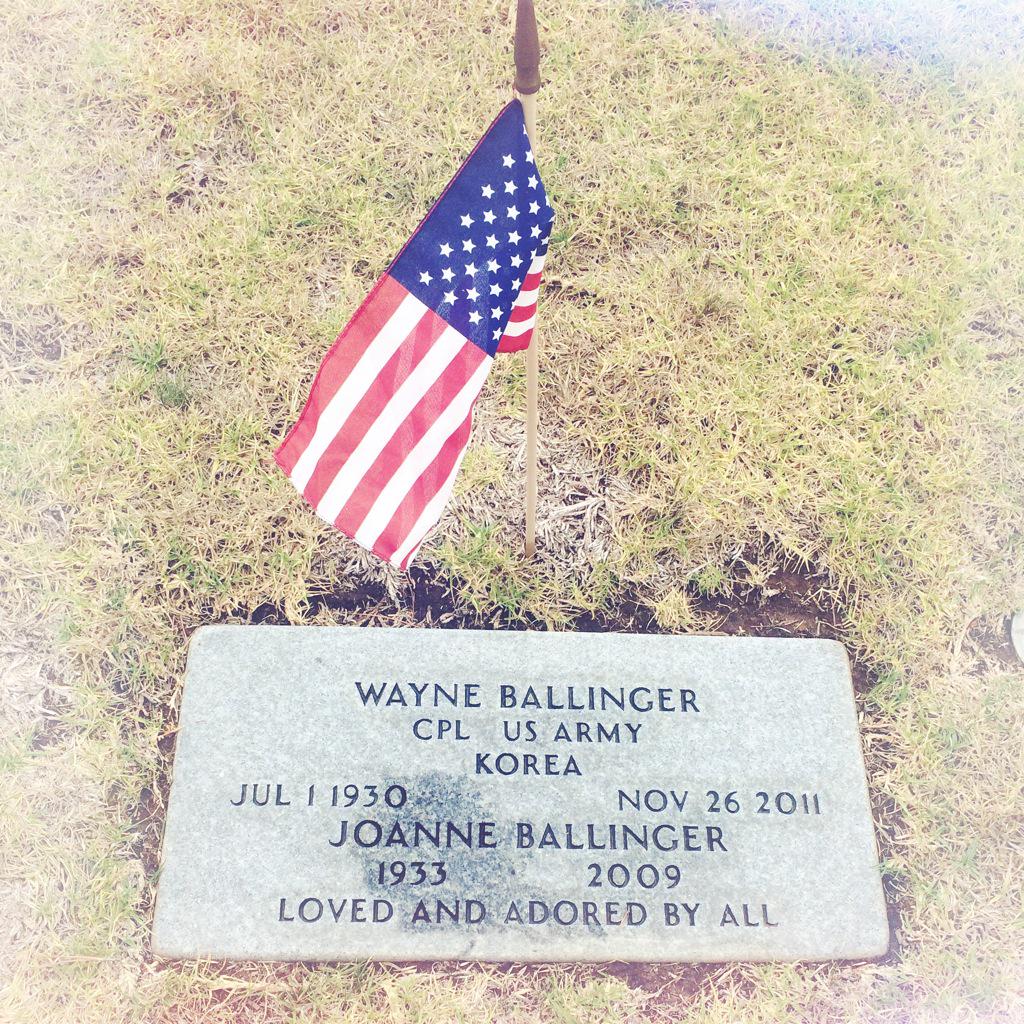 ColleenB123's tweet photo. Happy Memorial Day! Today I'm remembering and honoring my heroes. Grandma and grandpa! What are you guys up to today? http://t.co/KFFyUWDPDf