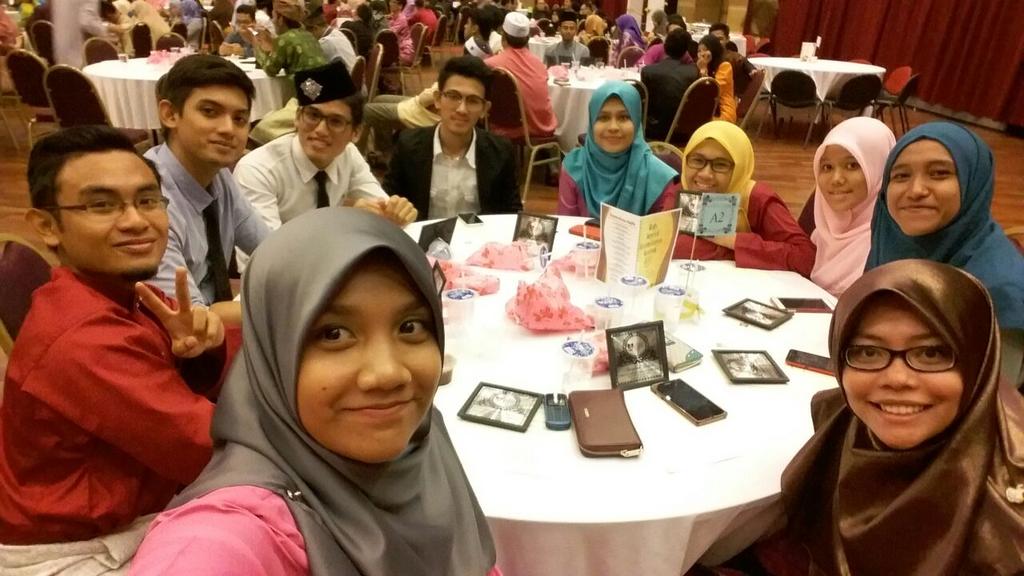 afifiey's tweet photo. Alhamdulillah for the chance given.
MAKA 2015.
#FKE
#EE210
#roadtonextMAKA" http://t.co/BwYuiMiS7C