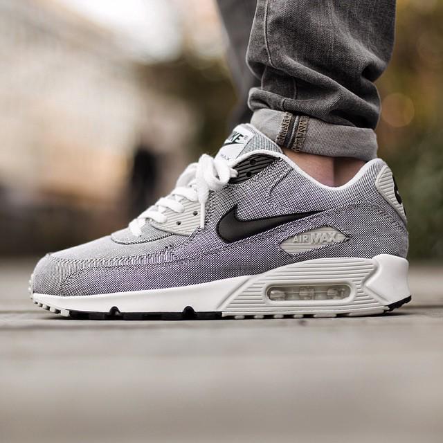 Sneaker Shouts™ on Twitter: "On foot look at the Nike Air Max 90 PRM "Picnic"  NOW available on FNL here: http://t.co/aGL0IOOOk6 http://t.co/lZi8KCVR5V" /  Twitter